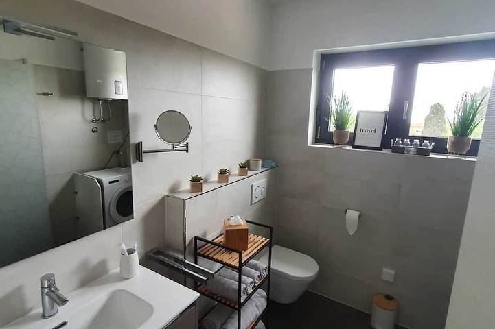 Ganze Wohnung, Wunderschönes 4* Apartment nahe am Meer! in Premantura, Südküste Istrien