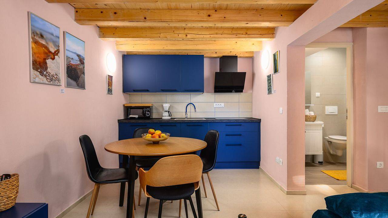 Ganze Ferienwohnung, Ferienwohnung für 4 Personen (50 m²) in Červar-porat in Červar-Porat, Cervar