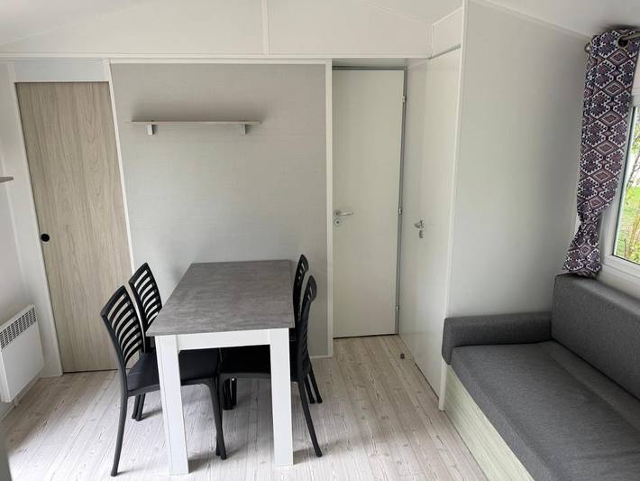 Location de vacances pour 4 personnes, avec terrasse ainsi que bassin pour enfant et piscine, animaux acceptés à Saint-Fort-sur-Gironde - 3