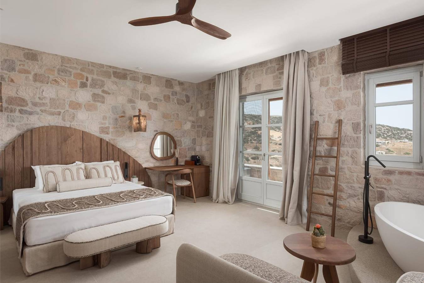 Thrilling Milos Suite | Poseidon Suite | 1 Bedroom | Breathtaking Sea Views in Milo