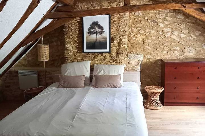 Gîte pour 8 personnes, avec piscine ainsi que terrasse et jardin à Sainte-Foy-de-Longas - 3