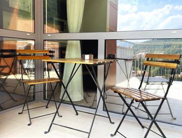 Gîte pour 4 personnes, avec terrasse et vue à Sinaia