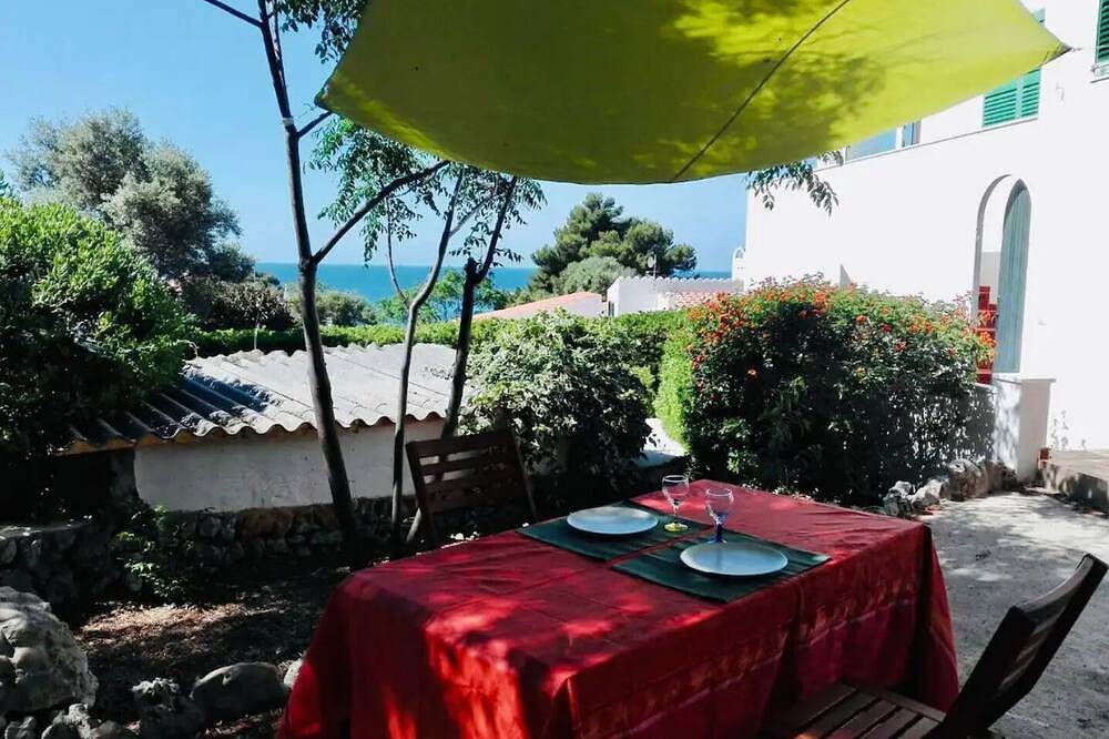 Nice house with garden 5 minutes from the beautiful Cala Binibeca. in Binibeca, Sant Lluís