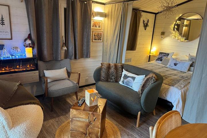 Gîte pour 4 personnes, avec terrasse et jardin, animaux acceptés à Nasbinals - 4