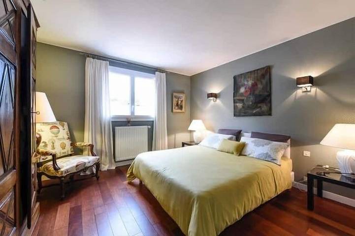 Location de vacances pour 10 personnes, avec jardin et jacuzzi à Saint-Sulpice-et-Cameyrac - 4