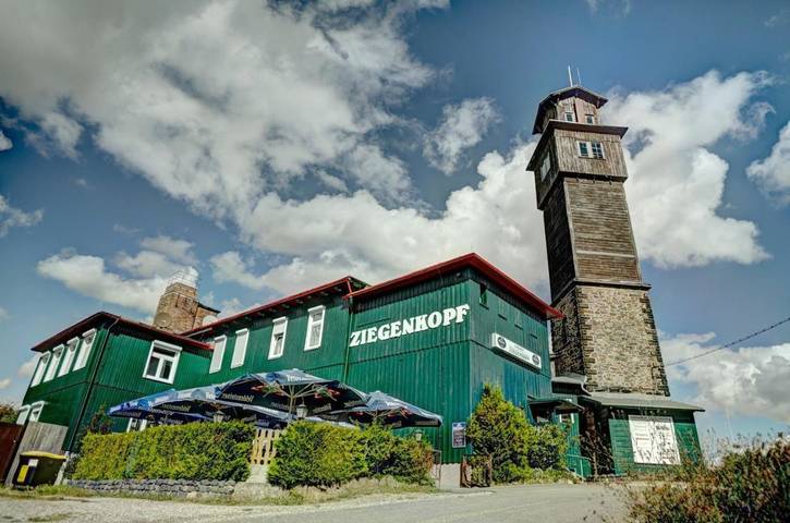BnB, mit Terrasse und Garten in Blankenburg