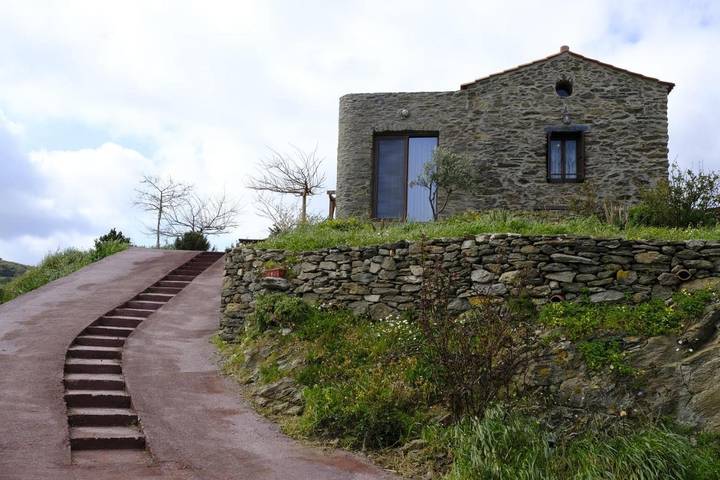 Location de vacances pour 4 personnes, avec jardin et vue dans Cythère