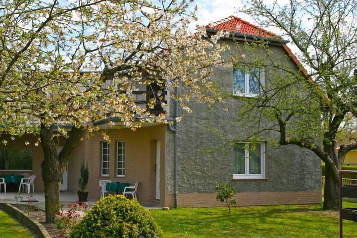 Ferienhaus für 4 Personen, mit Balkon und Garten in Bad Muskau