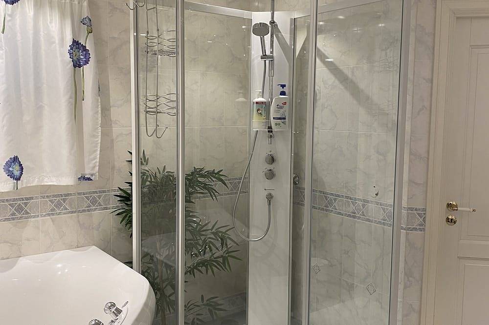 Spectacular Norwegian Fjord with unbeatable view, sauna and hot tub in Ørsta