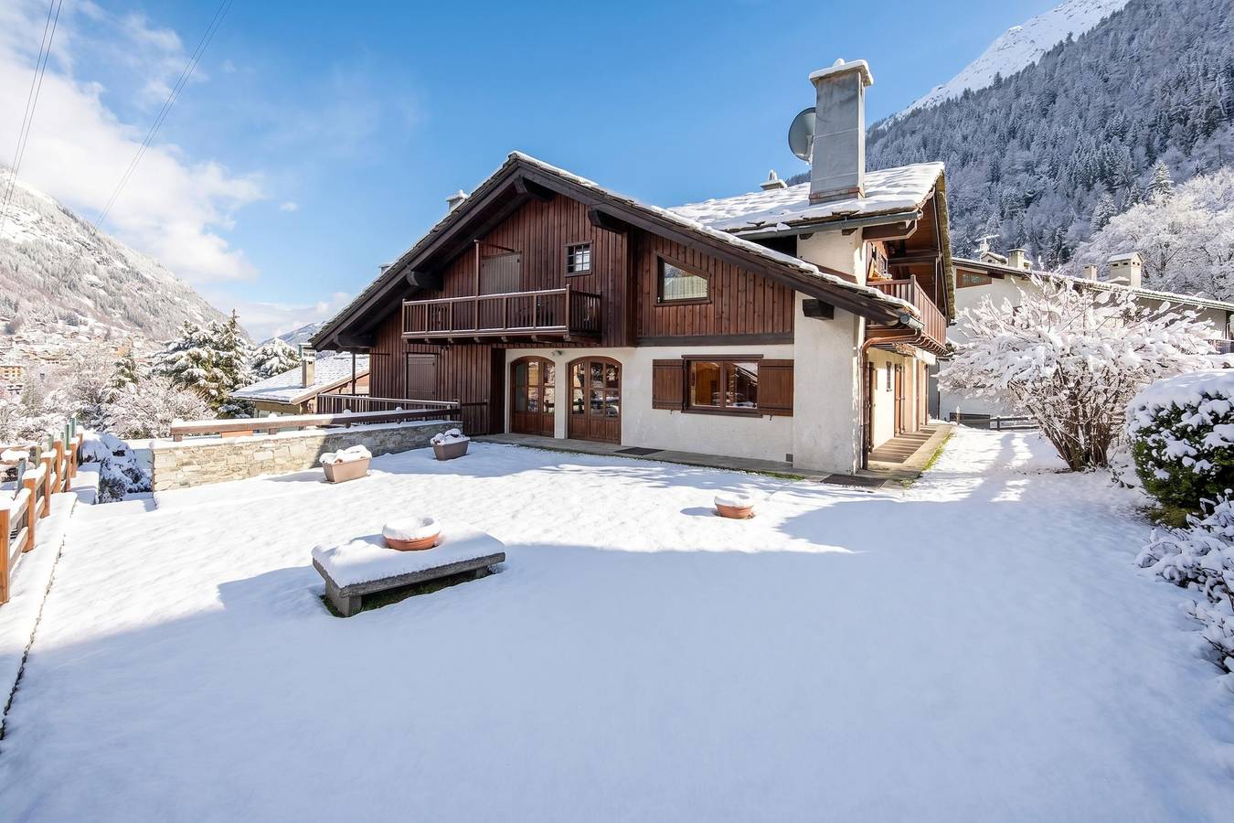 Apartamento entero, Family Apartment Steps From Ski Lifts in Dolonne, Courmayeur