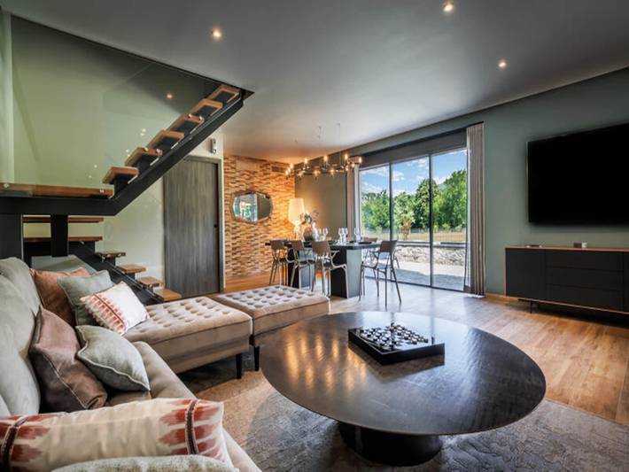 Gîte pour 10 personnes, avec piscine et terrasse, adapté aux familles à Ayzac-Ost - 2