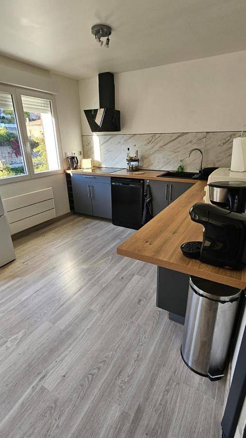 Location de vacances pour 4 personnes, avec jardin et vue, animaux acceptés à Le Cheylard - 3