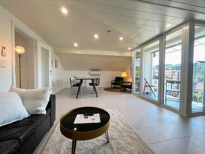 Ferienwohnung für 4 Personen, mit Ausblick und Balkon in Traunreut
