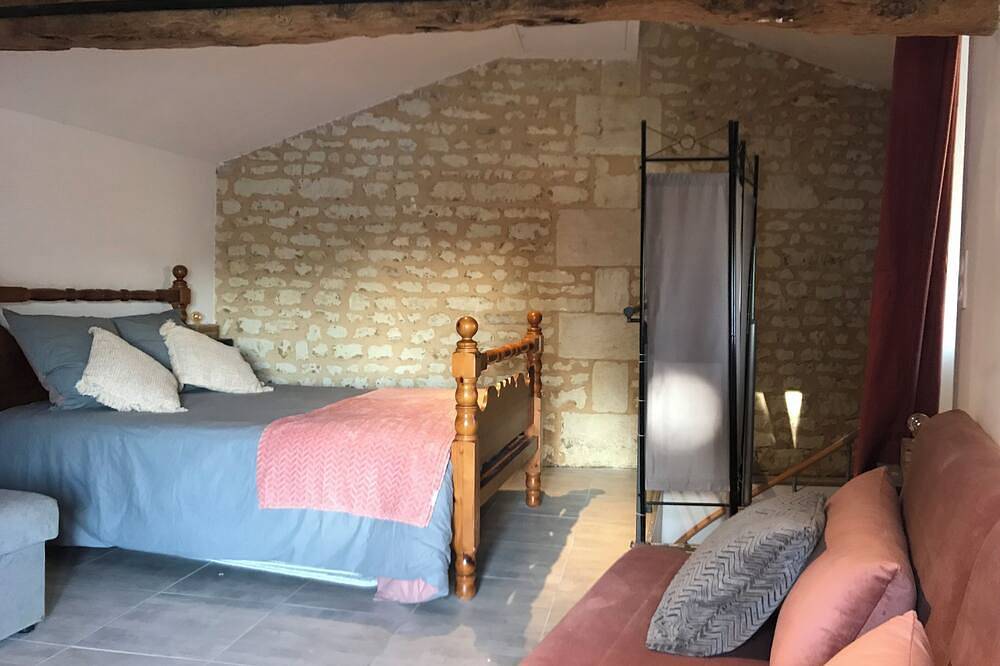 🏡 House \"L'Atelier de René\" Terrace & private parking 10 min from Futuroscope in Beaumont, Vienne