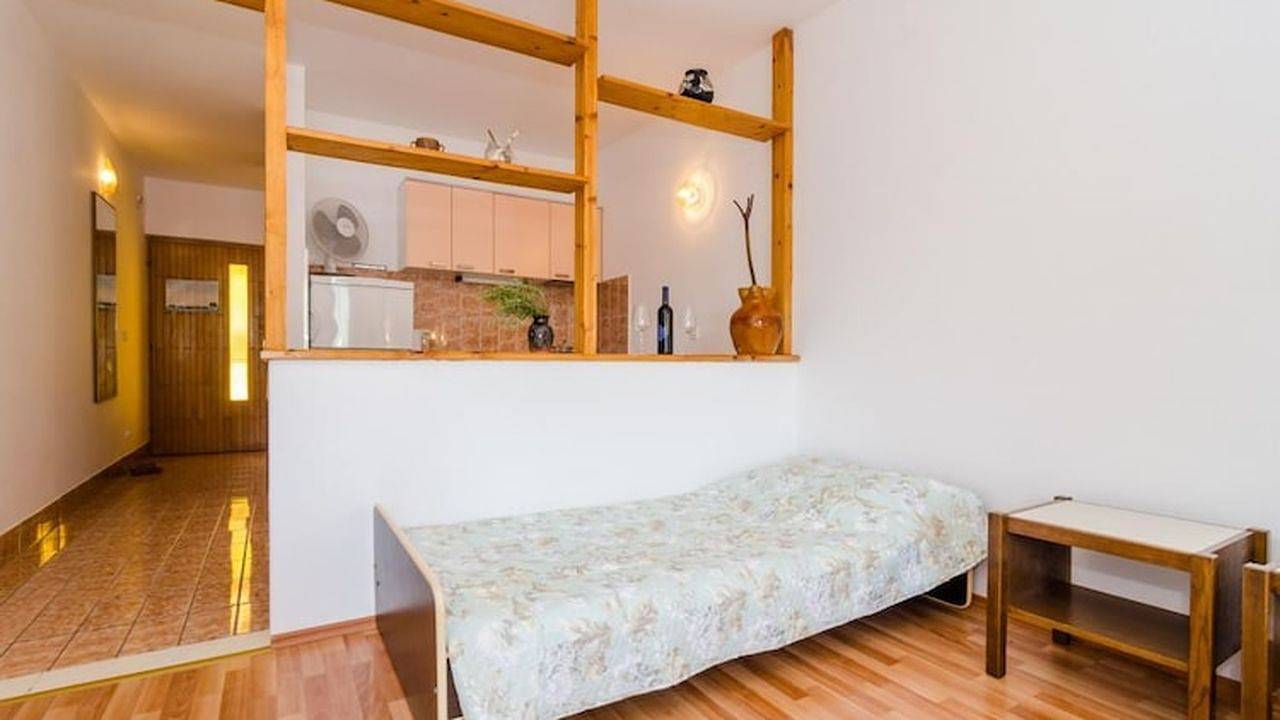 Ganze Ferienwohnung, Ferienwohnung für 3 Personen (30 m²) in Trstenik in Trstenik, Peljesac