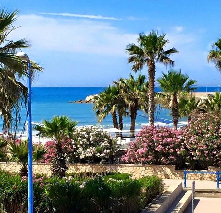 Location de vacances pour 3 personnes, avec vue et terrasse à San Leone - 3