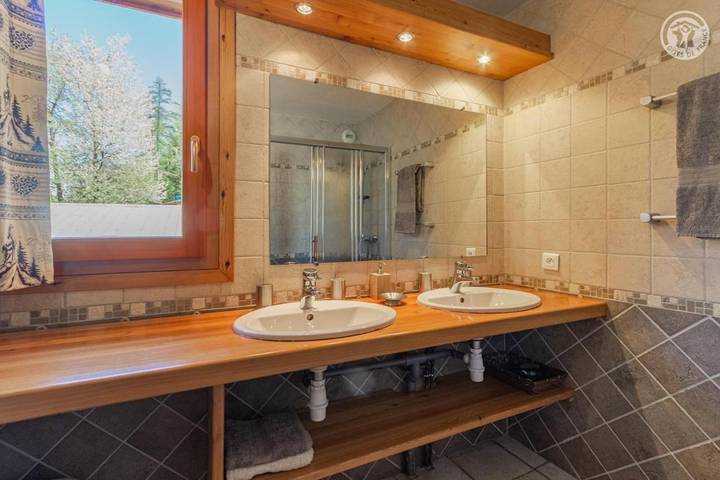 Chambre d’hôte pour 2 personnes, avec terrasse et jardin dans La Plagne-Tarentaise - 4