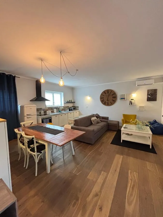 Appartement de vacances pour 4 personnes, avec jardin et jacuzzi - 1