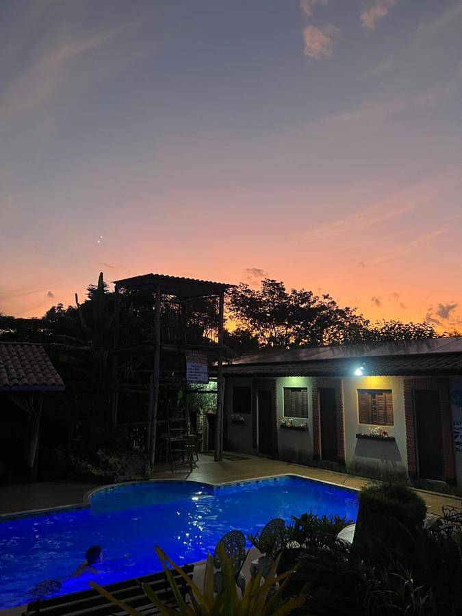 Casas e apartamentos de temporada para 4 pessoas, com balcão e jardim e ainda vista em Itupeva