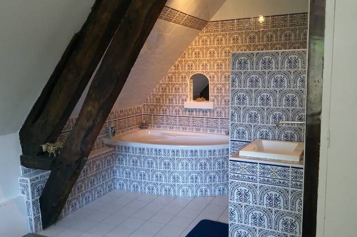 Location de vacances pour 2 personnes, avec jardin et jacuzzi à La Couture-Boussey - 3