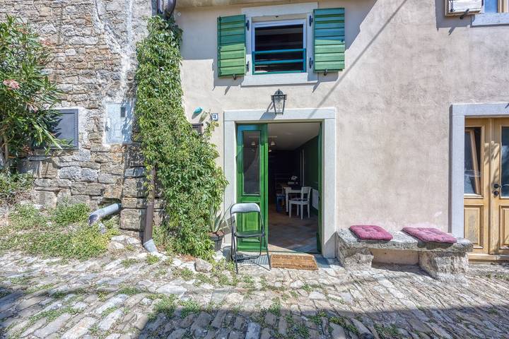 Ferienwohnung für 4 Personen, mit Balkon/Terrasse in Motovun