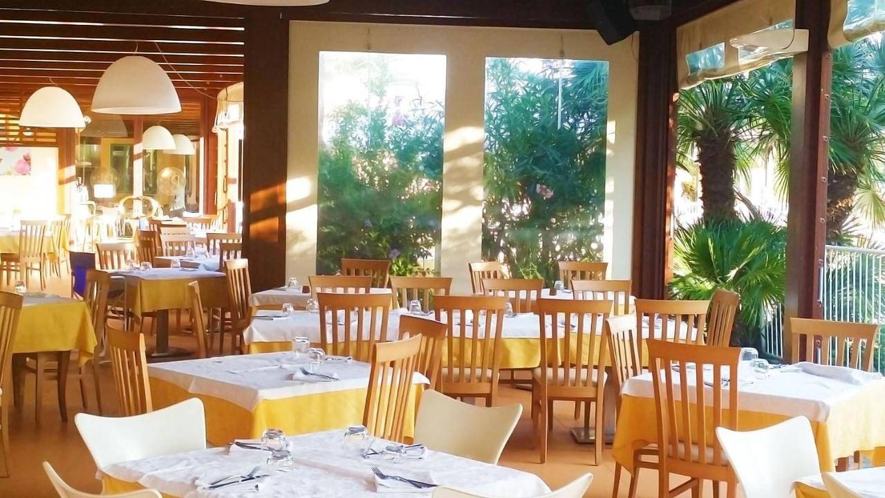 Villaggio Centro Vacanze De Angelis in Riviera del Conero