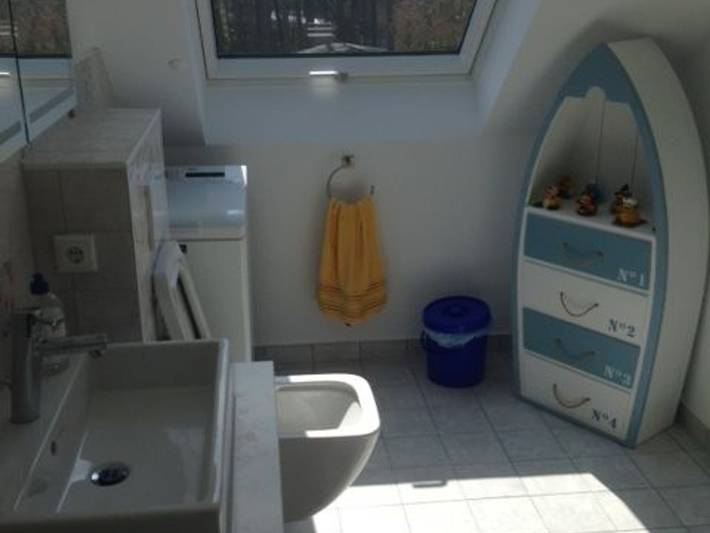 Ferienwohnung für 4 Personen, mit Balkon und Ausblick, kinderfreundlich in Lubmin - 2