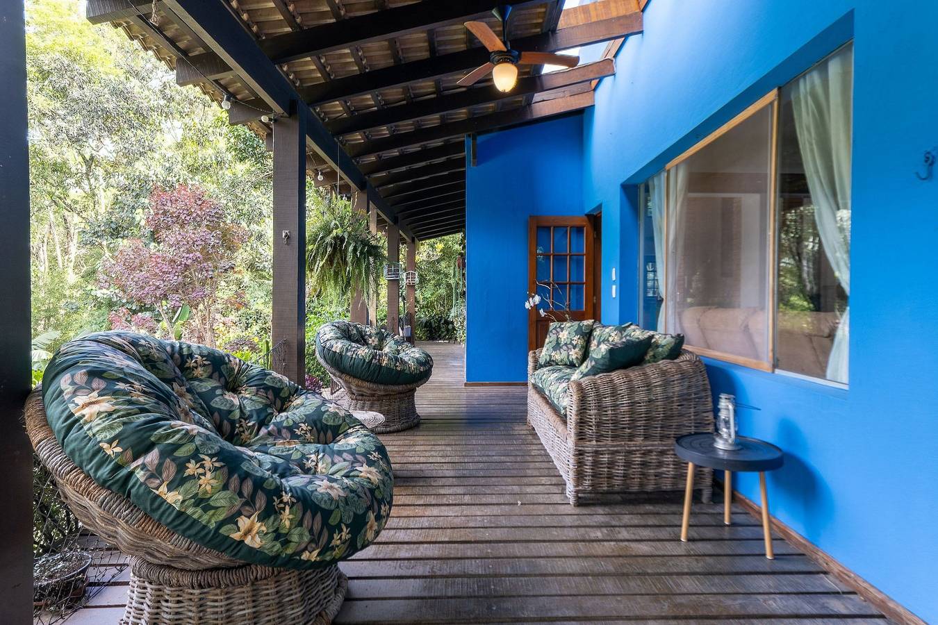 Spacious House with Large Pool and Barbecue Near São Paulo in Carapicuíba, San Paolo (stato)