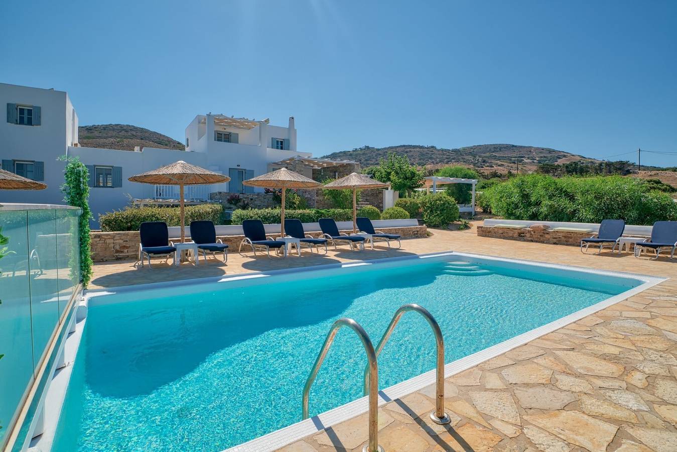 Villa 'Afroditi B' avec vue sur mer, Wi-Fi et climatisation in Unité régionale de Paros