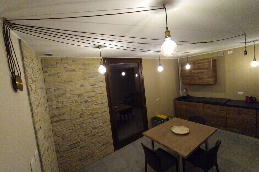 Appartamento intero, Graynite - Adamello Peak - One Apartment in Temù, Valtellina