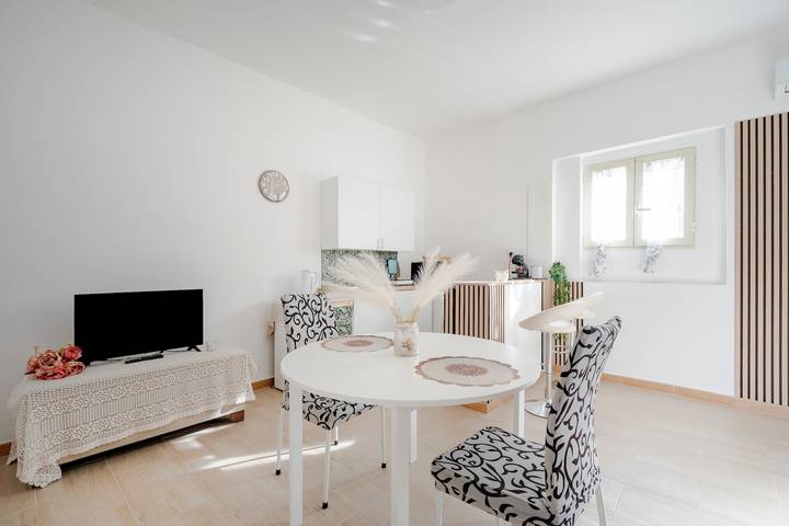 Holiday Home 'Miro’ House' with Wi-Fi and Air Conditioning in Bari, Bari Provinsen