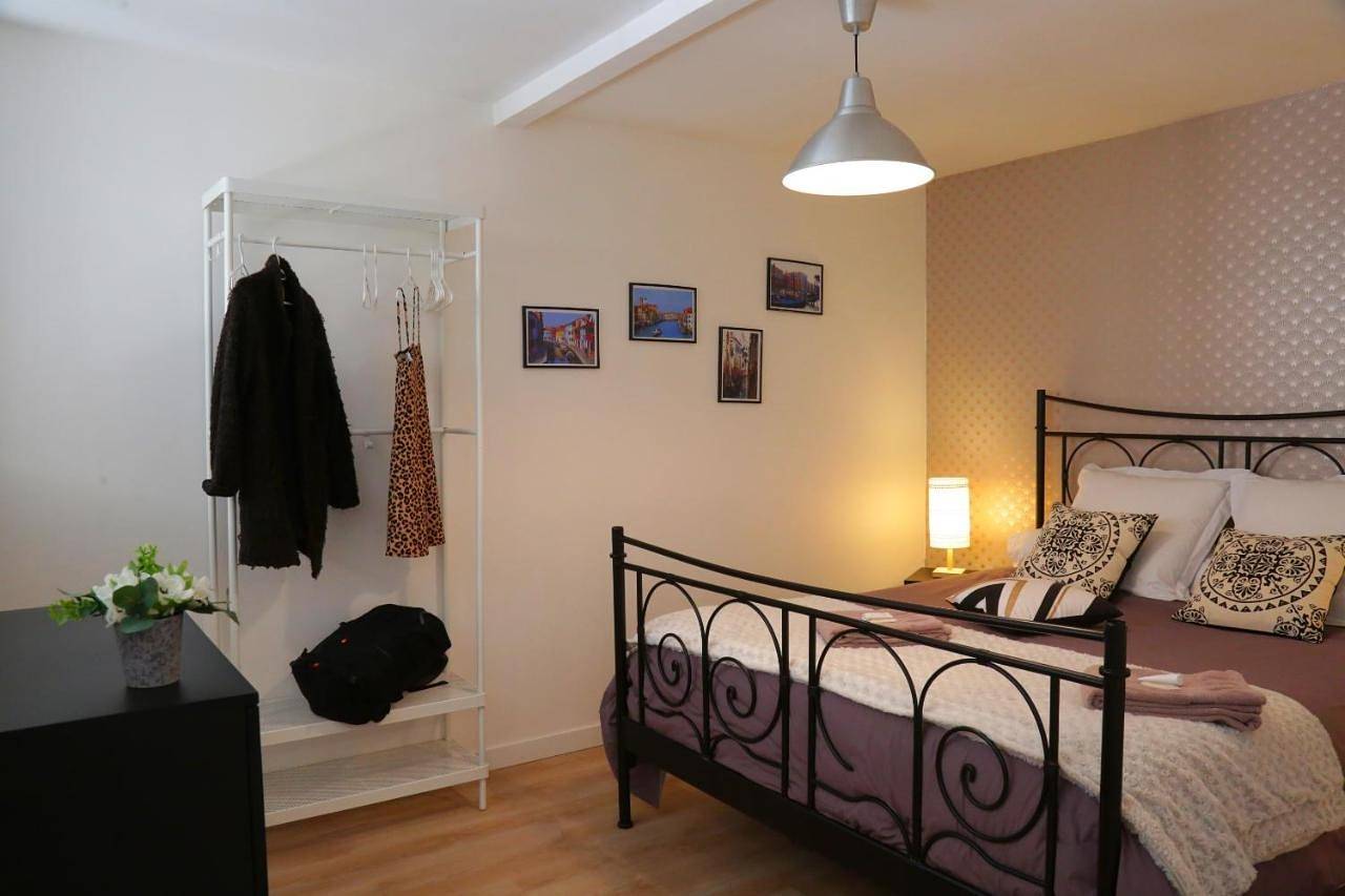 Appartement entier, Standard Apartment in Monchy-Saint-Éloi, Oise