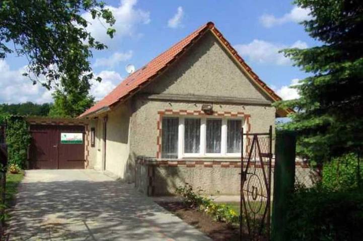 Ferienhaus für 6 Personen, mit Terrasse und Garten