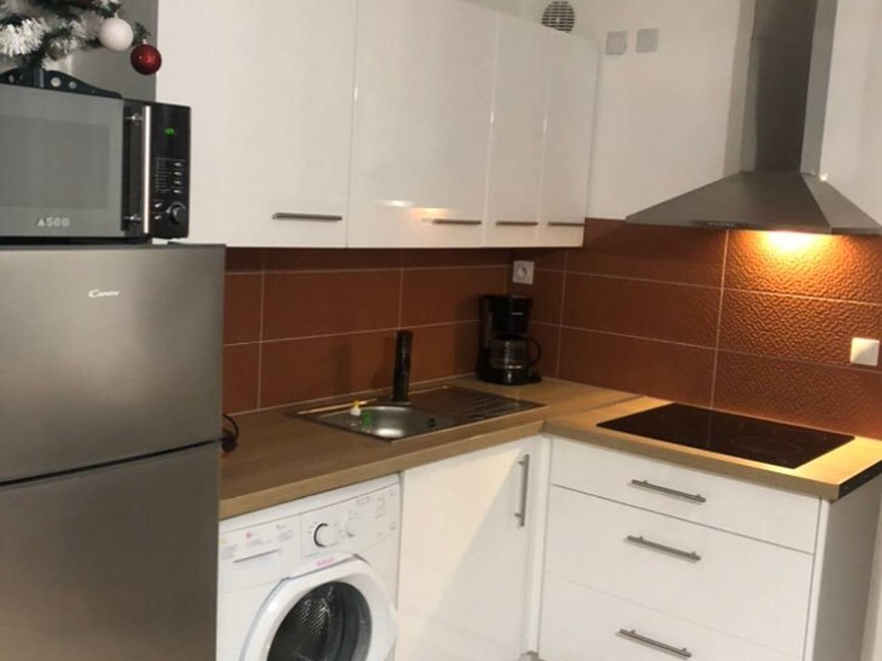 Appartement entier, Appartement T2 avec grande terrasse, parking, animaux admis et piscine in Le Barcarès, Côte d'Améthyste