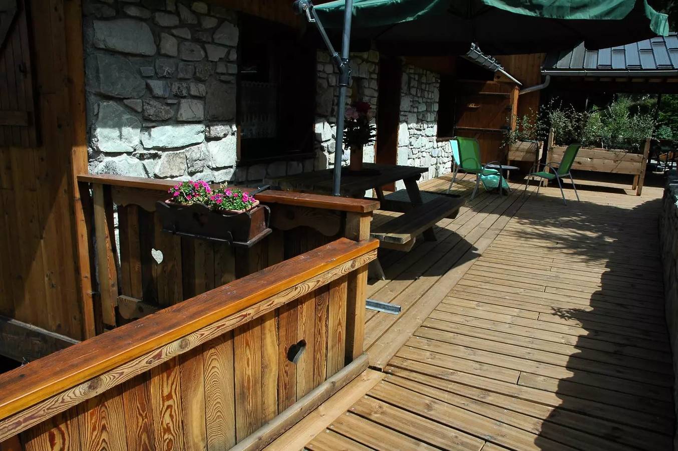Ganze Wohnung, Ferienwohnung in Chalet für 12, in der Nähe von Pisten in Le Corbier, Villarembert