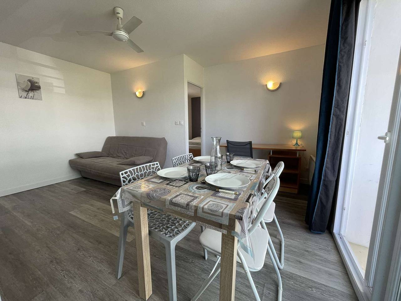 Entire apartment, 2-room apt with balcony in La Rochelle in La Rochelle, La Rochelle region