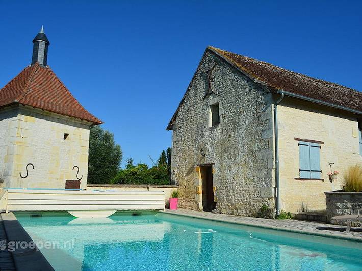 Location de vacances pour 14 personnes, avec balcon/terrasse et terrasse à Marigny-Marmande