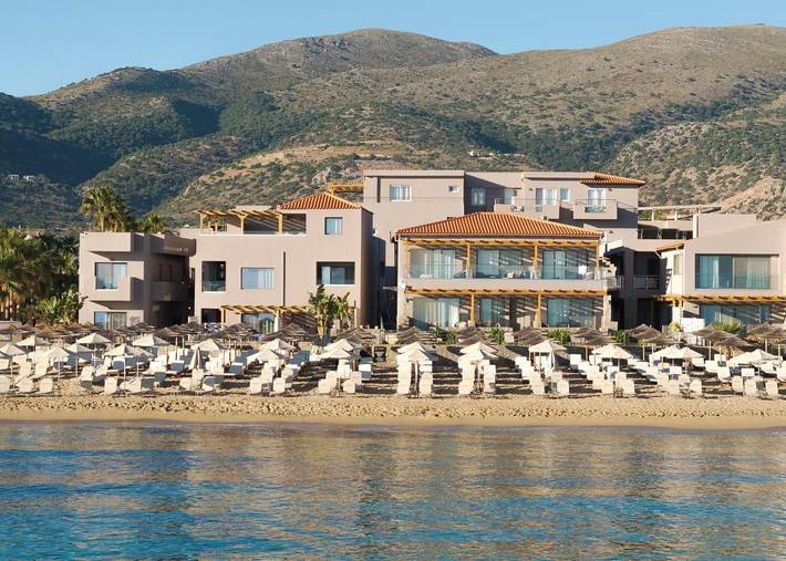 Hotel für 4 Personen, mit Balkon und Terrasse sowie Garten und Kinderpool in Malia