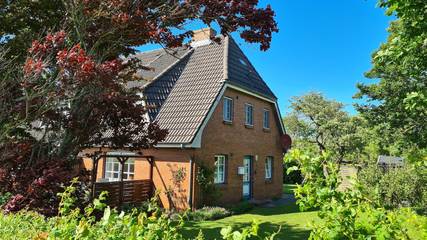 Ferienwohnung für 2 Personen, mit Terrasse und Garten auf Föhr