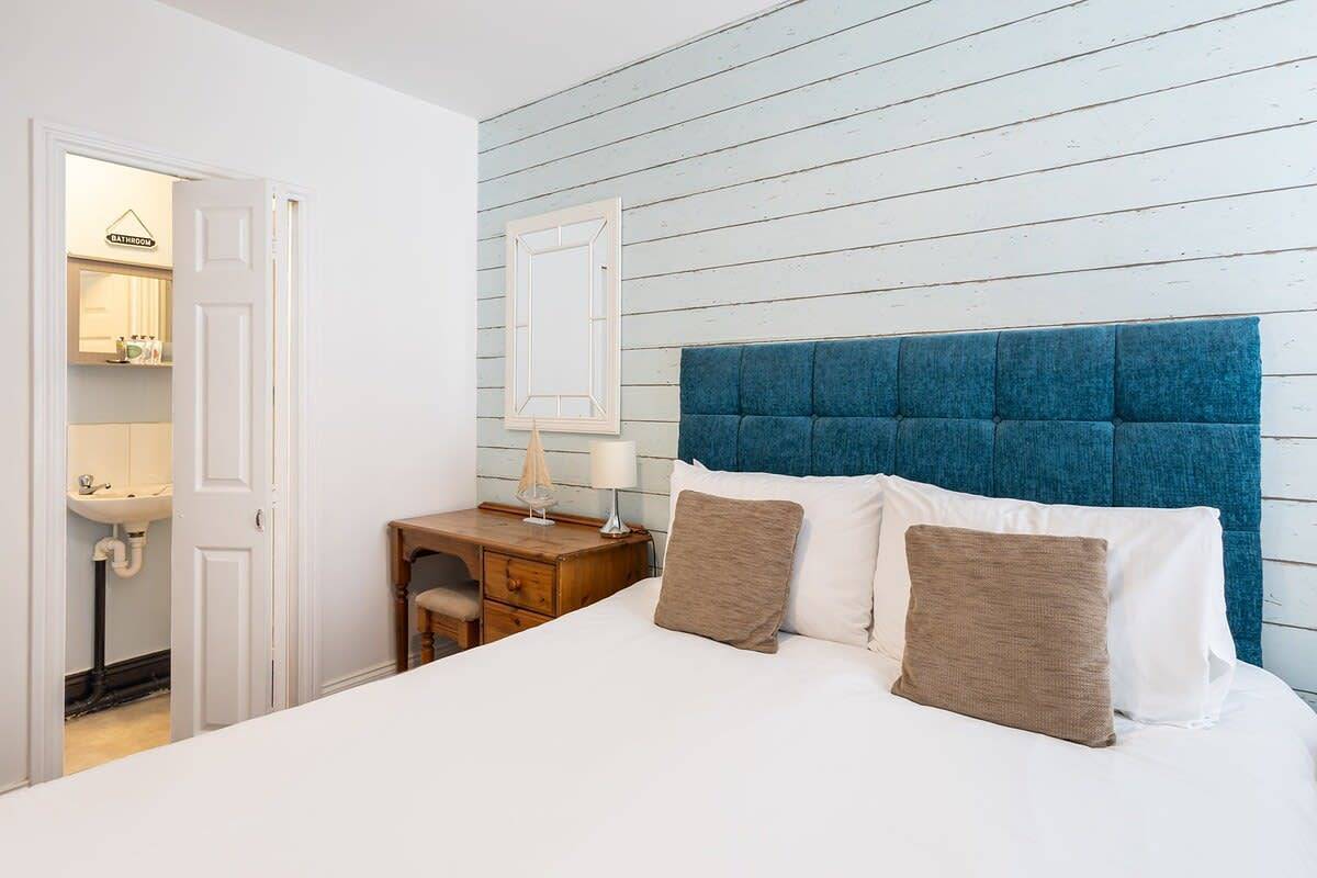 Entire apartment, Host & Stay | Abbey View in Whitby, North York Moors National Park