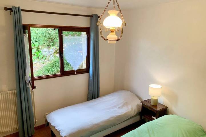 Location de vacances pour 4 personnes, avec jardin, animaux acceptés à Cipières - 2