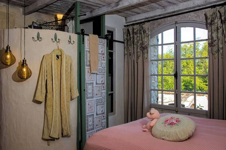 Ganze Wohnung, Provenzalische Wohnung in der Nähe von Saint-Paul de Vence in Roquefort-les-Pins, Mittelmeerküste (Frankreich)