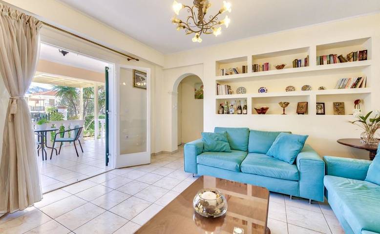 Gîte pour 8 personnes, avec vue et jardin dans Kalamaki - 2