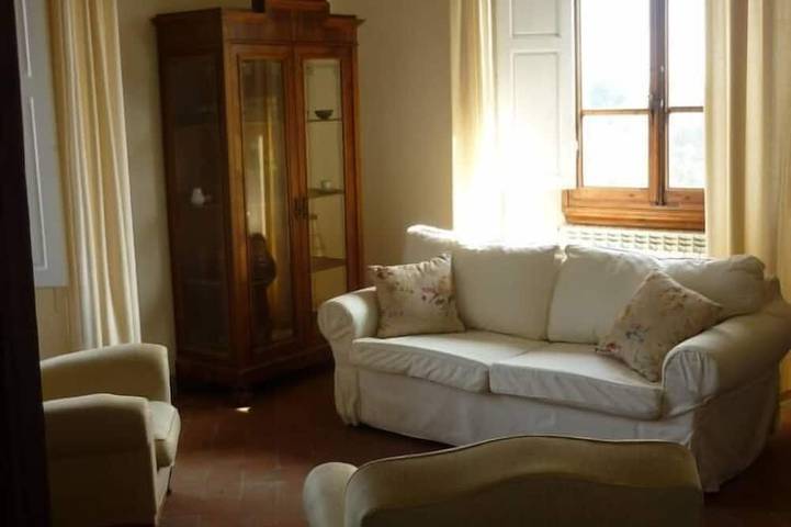 Appartamento intero, The Terrace - Apartment in Villa from the beginning of the 20th century in Lastra a Signa, Provincia di Prato