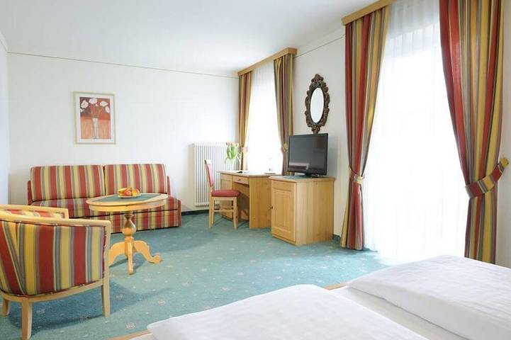 Ferienhaus für 4 Personen, mit Balkon und Garten sowie Sauna in Fuschl am See - 4
