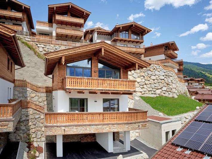 Villa mit pool für 6 Personen, mit Balkon/Terrasse und Balkon sowie Terrasse und Pool in Österreich