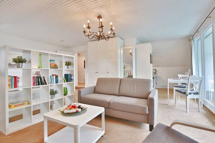 Ferienwohnung für 2 Personen, mit Balkon und Garten in Scharbeutz