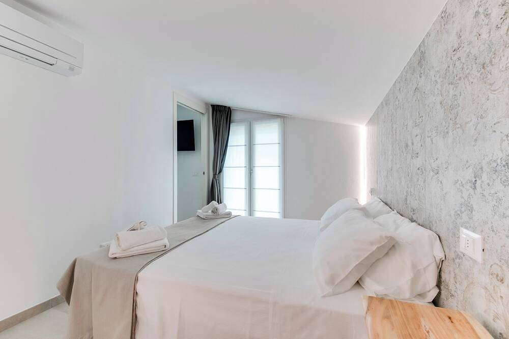 Entire apartment, Independent three-room apartment Attico Green 4 in Gabicce Mare, Pesaro-Urbino