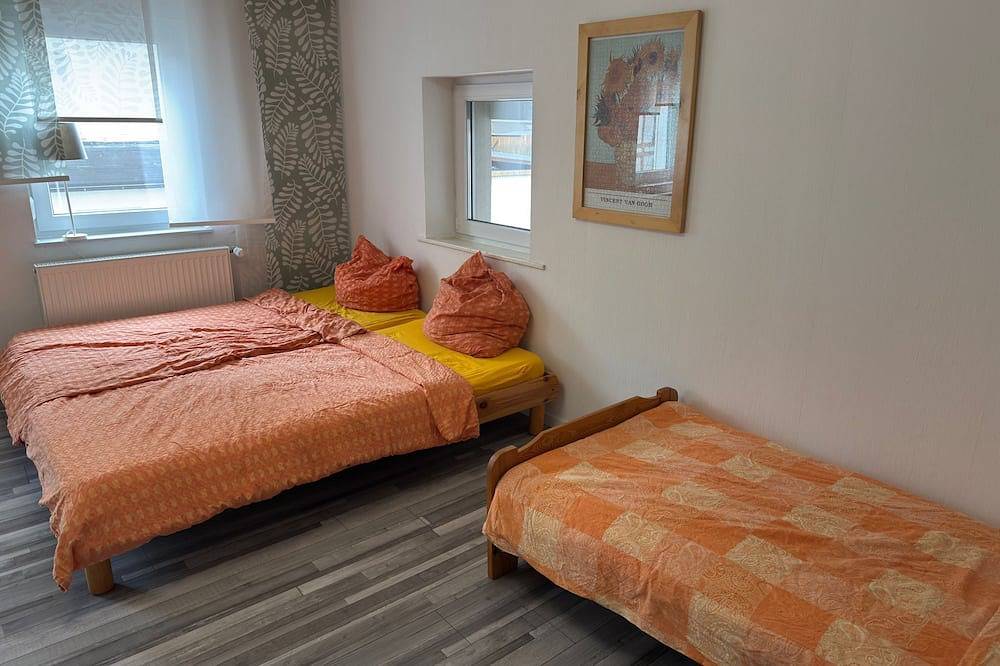 Freistein Castle - Willkommen in Ihrem Ferienhaus in Gladenbach, Naturpark Lahn-Dill-Bergland