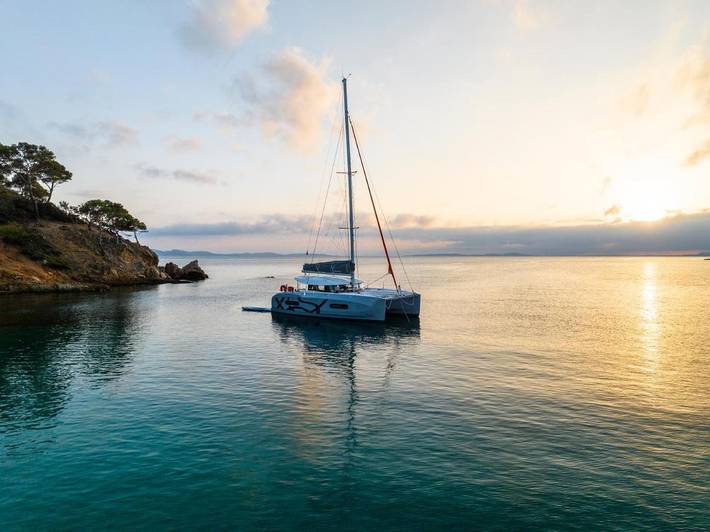 Bateau pour 8 personnes, avec vue